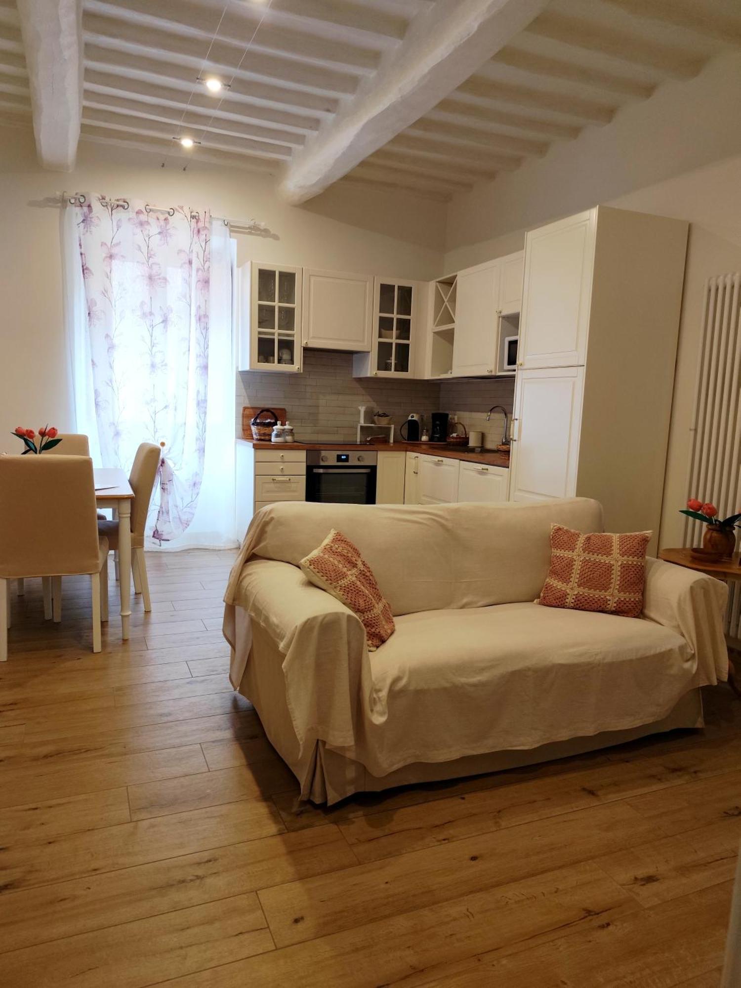 Casa Vacanze 206 Cavour House ออร์เวียโต ภายนอก รูปภาพ